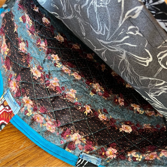 Quilted Tote Bag! - Picture 5 of 11